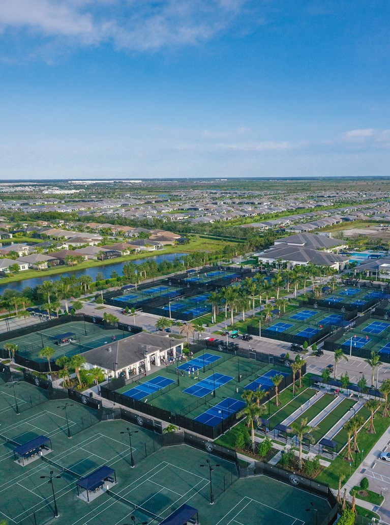 RL Racquet Club Drone 5 20 25 19