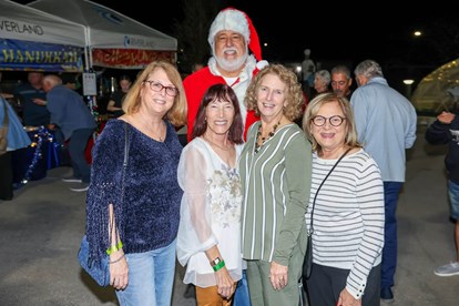 GET IN THE HOLIDAY SPIRIT AT RIVERLAND