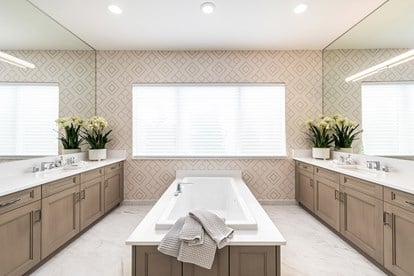 Sanddollar Master Bathroom