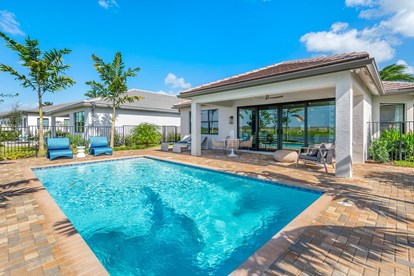 Atlantica II Pool 