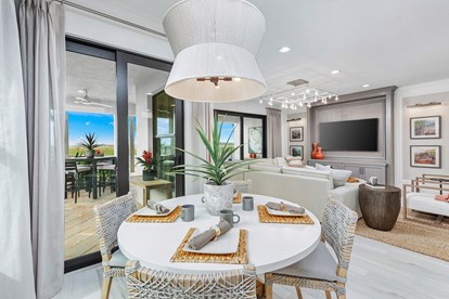 Bimini II Casual Dining